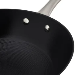 CASA Frigideiras^A POINT Wok Preto