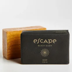 CASA Cuidado De Corpo^ESCAPE BLACK OUDH Sabão Preto